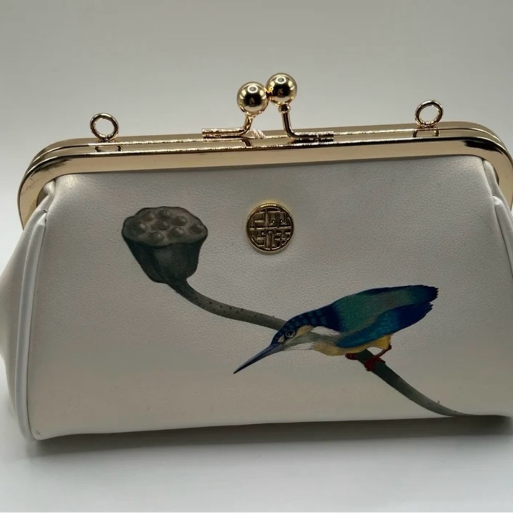 PMSIX White Clutch/Crossbody Bag